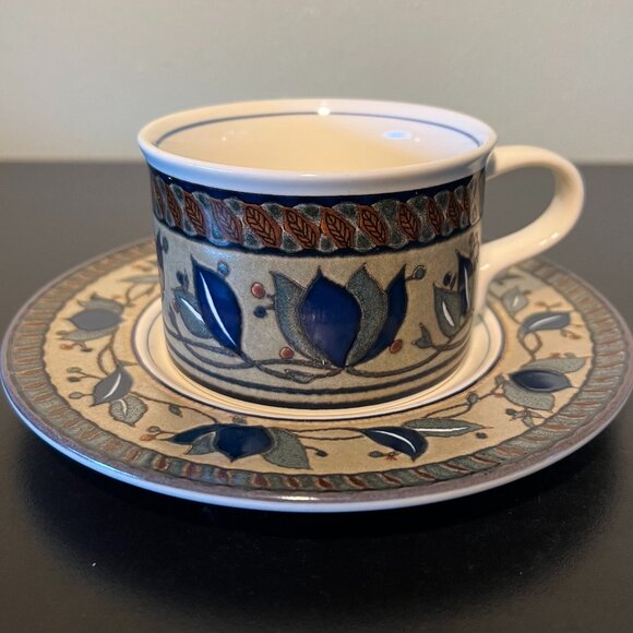 Trio of MIKASA Intaglio ARABELLA Flat Bottomed Cup & Saucer Sets ~ CAC 01 - Picture 2 of 11